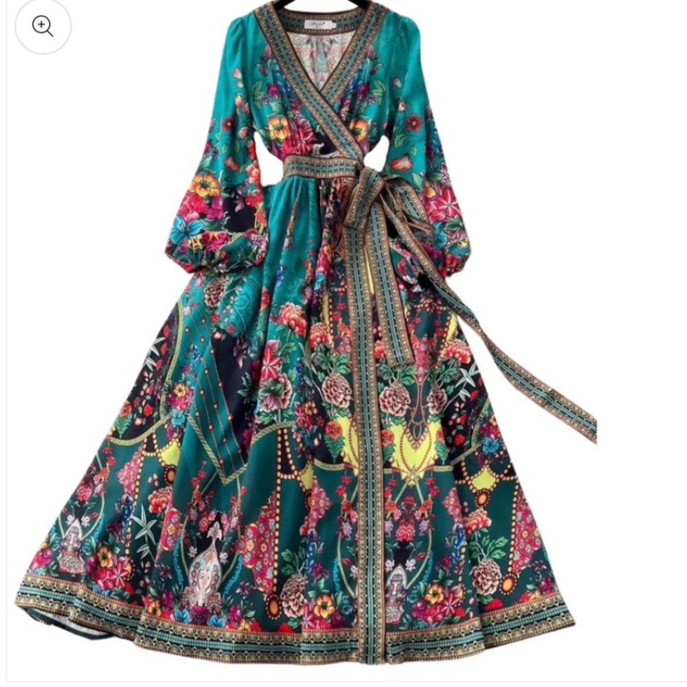 Dalia Mc Phee woman’s floral robe dress Size Small